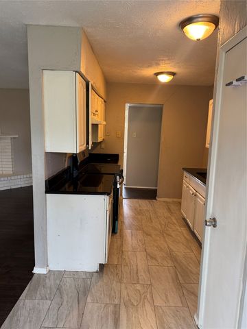 542 Hanover Drive, Allen, TX 75002