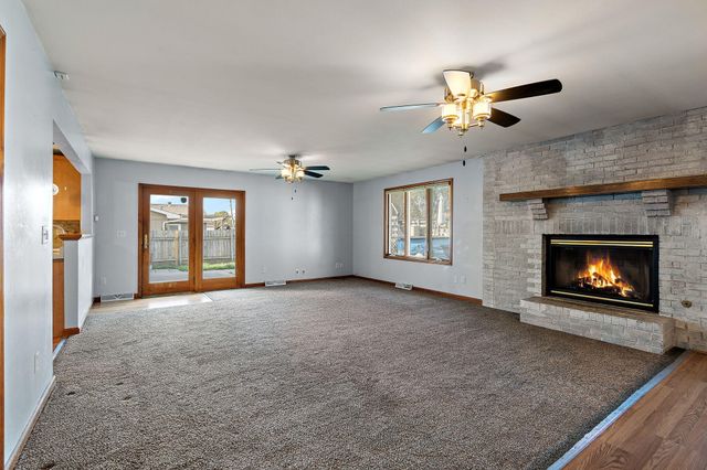 9542 Roosevelt Place, Crown Point, IN 46307