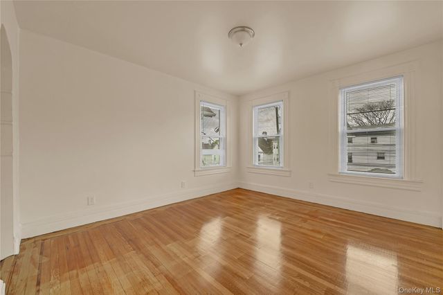 419 S 4th Avenue, Mount Vernon, NY 10550