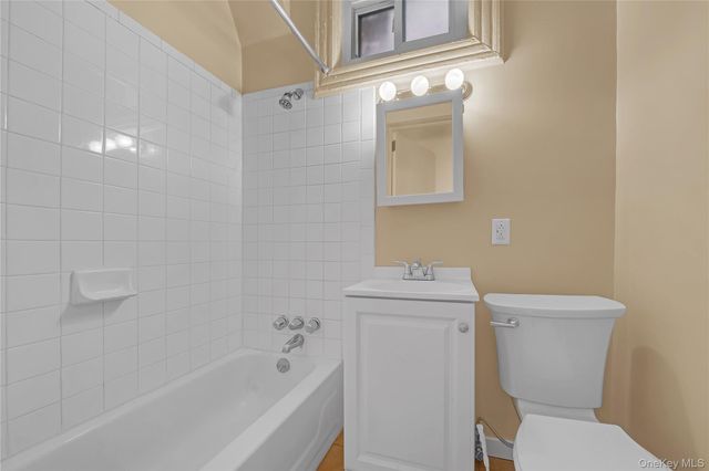 419 S 4th Avenue, Mount Vernon, NY 10550