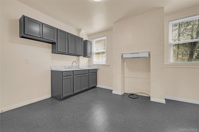 419 S 4th Avenue, Mount Vernon, NY 10550