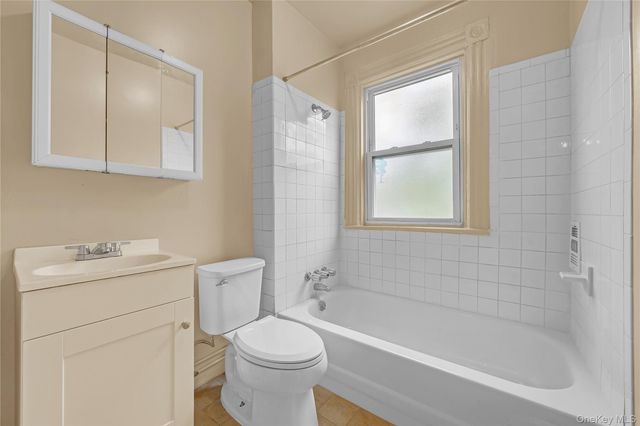 419 S 4th Avenue, Mount Vernon, NY 10550