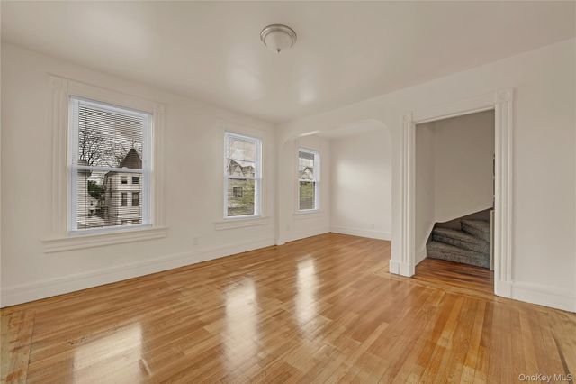 419 S 4th Avenue, Mount Vernon, NY 10550