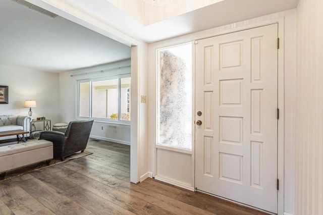 690 Ridgemark Drive, Hollister, CA 95023