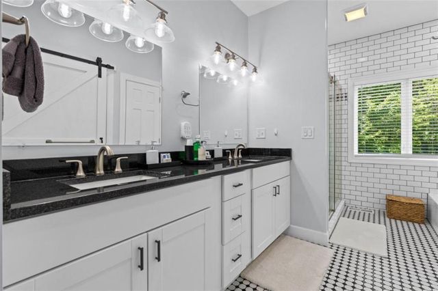 25 Walhala Trail, Blue Ridge, GA 30513