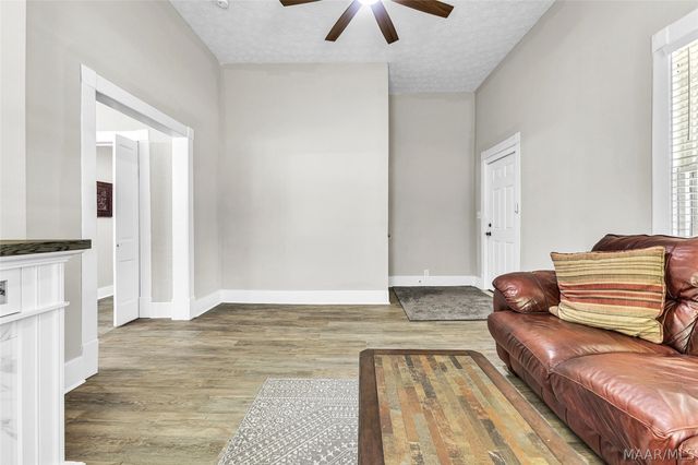 901 W Tuskeena Street, Wetumpka, AL 36092