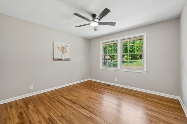 2501 Western Hills Dr, Nashville, TN 37214