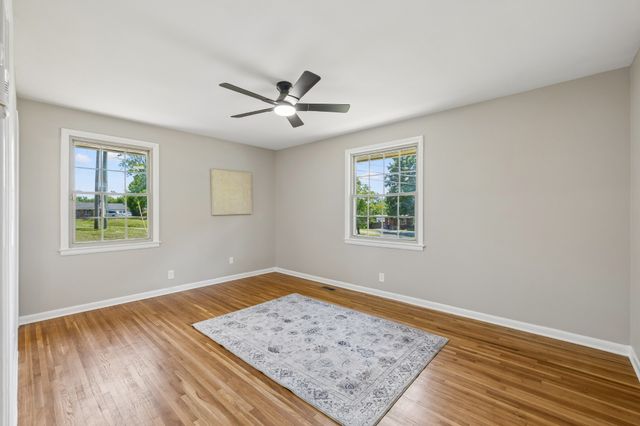 2501 Western Hills Dr, Nashville, TN 37214