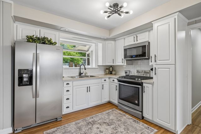 2501 Western Hills Dr, Nashville, TN 37214