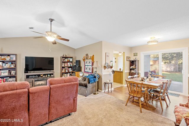 69 Pelican Circle, Beaufort, SC 29906