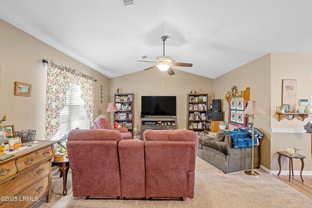 69 Pelican Circle, Beaufort, SC 29906