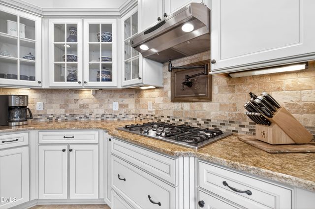 691 Hawthorne Place, Creedmoor, NC 27522