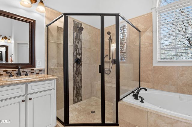 691 Hawthorne Place, Creedmoor, NC 27522