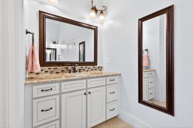 691 Hawthorne Place, Creedmoor, NC 27522