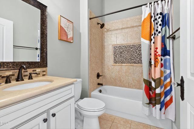 691 Hawthorne Place, Creedmoor, NC 27522