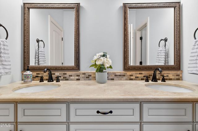 691 Hawthorne Place, Creedmoor, NC 27522