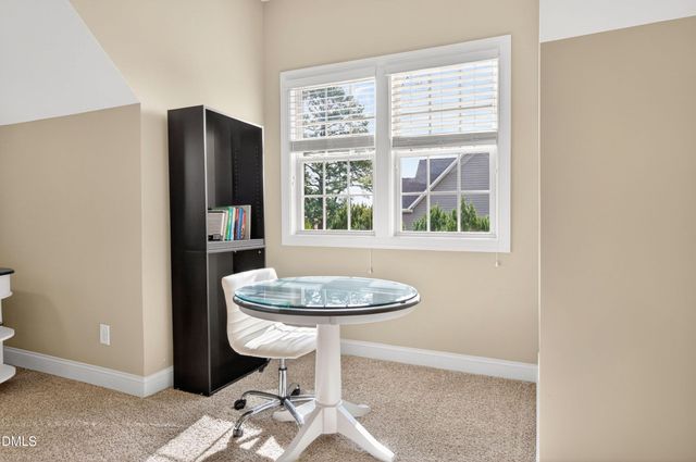 691 Hawthorne Place, Creedmoor, NC 27522