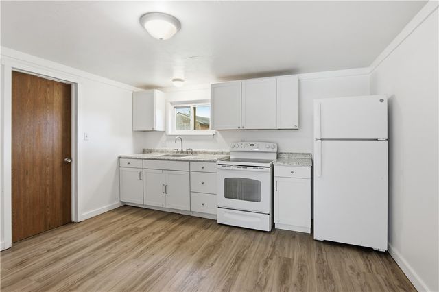 2911 Valley St, Liberty Boro, PA 15133