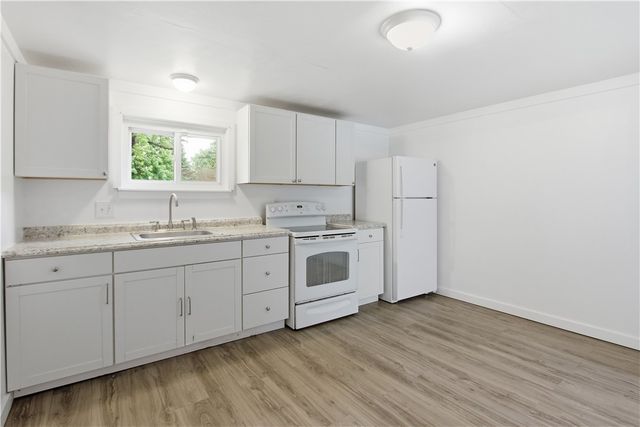2911 Valley St, Liberty Boro, PA 15133