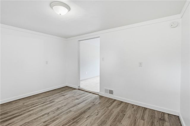 2911 Valley St, Liberty Boro, PA 15133