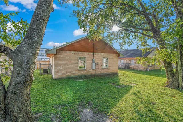 302 West 23rd Street, Bryan, TX 77803