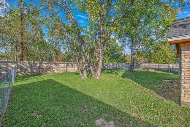 302 West 23rd Street, Bryan, TX 77803