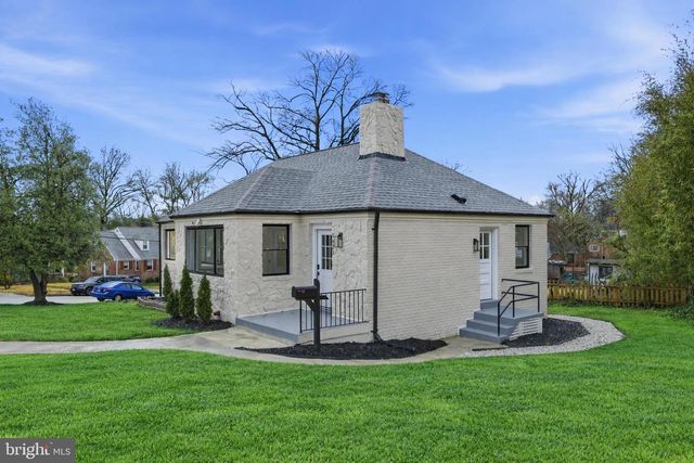 5621 HAWTHORNE ST, Landover, MD 20785