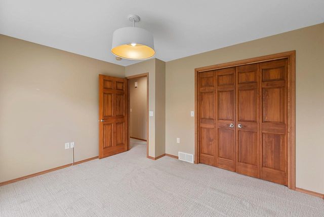 115 AURORA LANE, Fond Du Lac, WI 54935