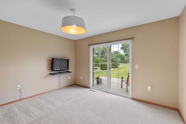 115 AURORA LANE, Fond Du Lac, WI 54935