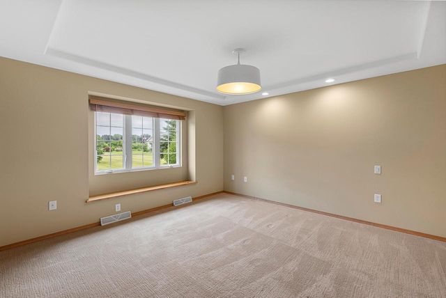 115 AURORA LANE, Fond Du Lac, WI 54935