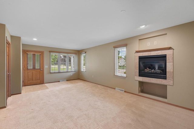 115 AURORA LANE, Fond Du Lac, WI 54935