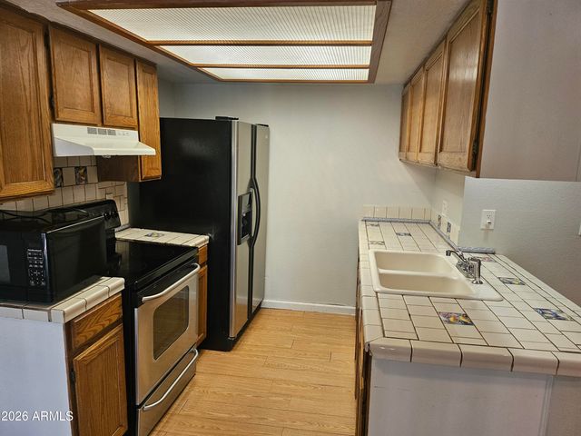 520 N STAPLEY Drive 235, Mesa, AZ 85203