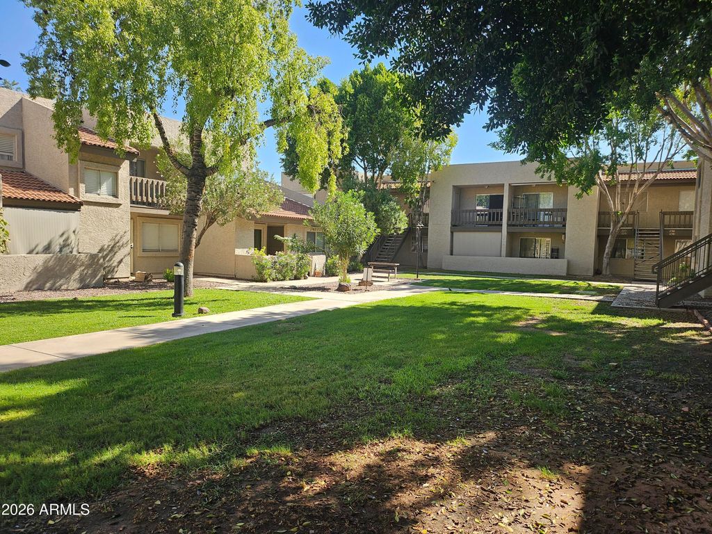 520 N STAPLEY Drive 235, Mesa, AZ 85203