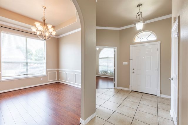 8244 Edgepoint Trail, Fort Worth, TX 76053