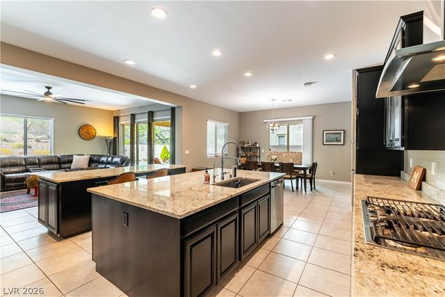 9612 Starfish Reef Way, Las Vegas, NV 89178
