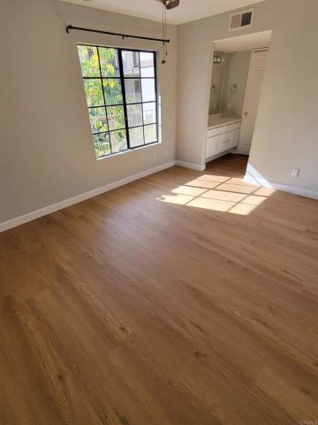 1263 Robinson Avenue 12, San Diego, CA 92103