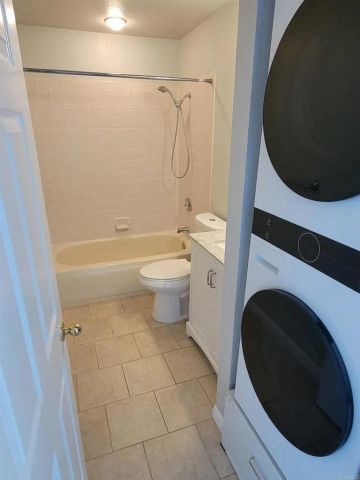 1263 Robinson Avenue 12, San Diego, CA 92103