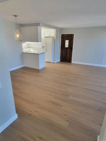 1263 Robinson Avenue 12, San Diego, CA 92103