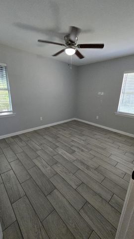 636 Highfall Drive, Dallas, TX 75232