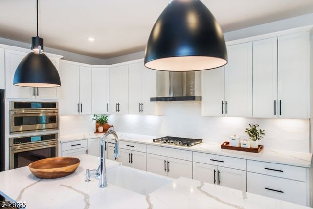 67 Willow Ln, Parsippany-troy Hills Twp., NJ 07054