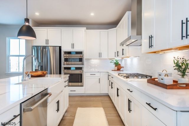 67 Willow Ln, Parsippany-troy Hills Twp., NJ 07054