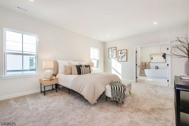 67 Willow Ln, Parsippany-troy Hills Twp., NJ 07054