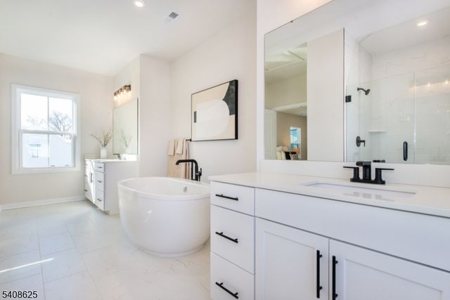 67 Willow Ln, Parsippany-troy Hills Twp., NJ 07054