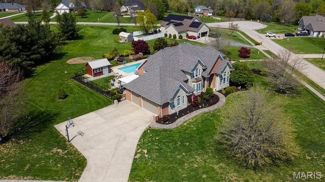 3509 Rosewood Lane, Columbia, IL 62236