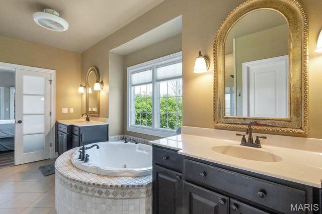 3509 Rosewood Lane, Columbia, IL 62236