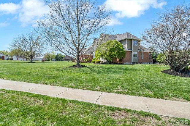 3509 Rosewood Lane, Columbia, IL 62236