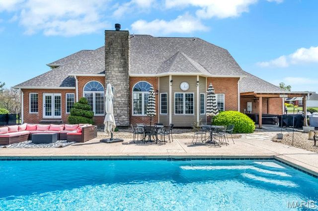3509 Rosewood Lane, Columbia, IL 62236