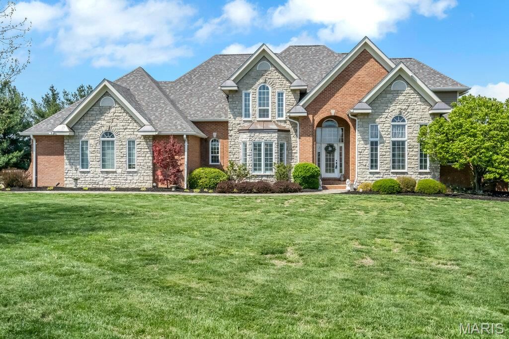 3509 Rosewood Lane, Columbia, IL 62236