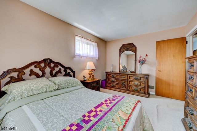 176 Pompton Rd, Haledon Boro, NJ 07508