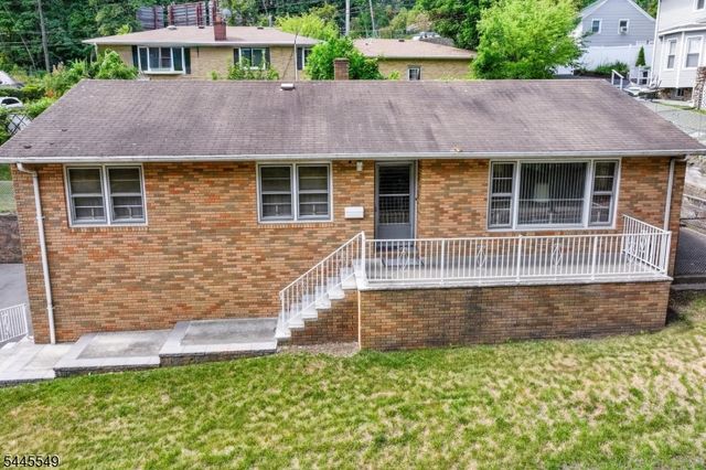 176 Pompton Rd, Haledon Boro, NJ 07508